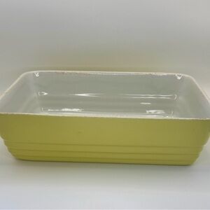 Yellow and White Vintage-Style Bakeware Dish